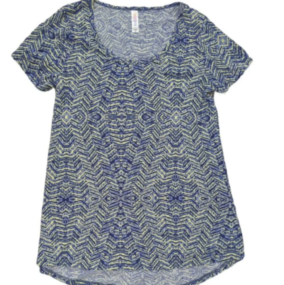 Lularoe Scoop Print Classic T Print Knit petite Blouse Top NWT extra small